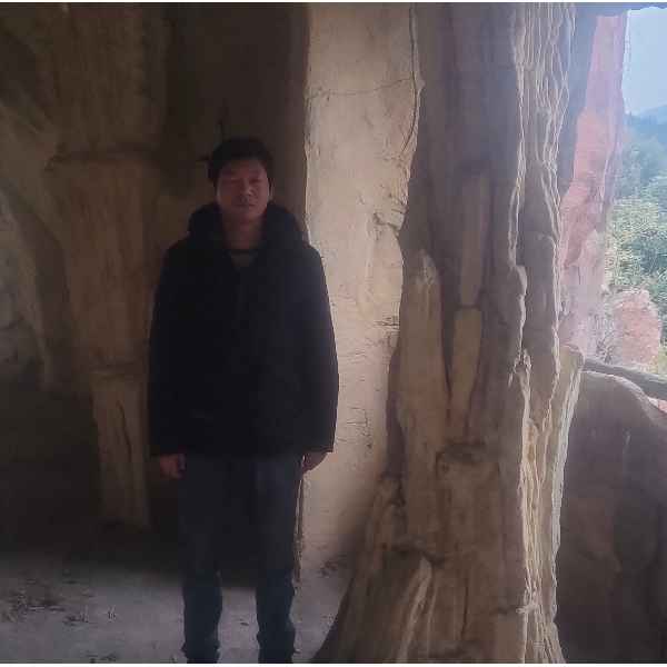湖北34岁单身帅哥真诚找对象-青海征婚相亲网