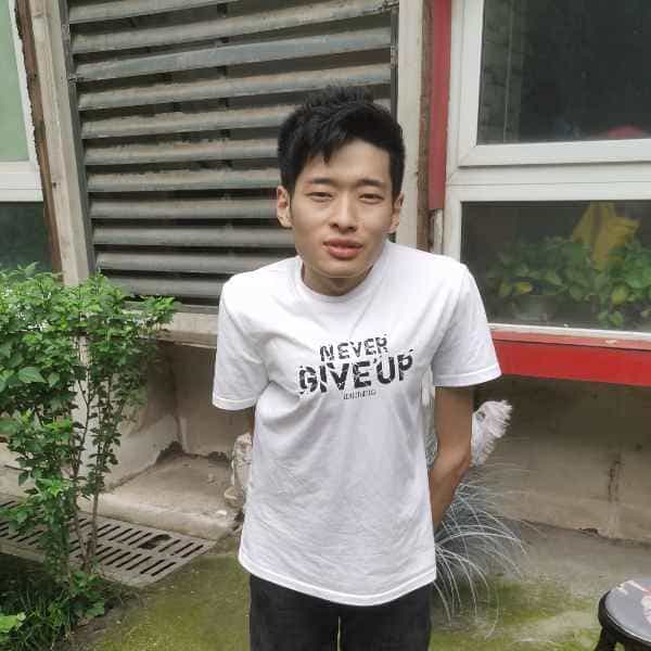 重庆34岁单身帅哥真诚找对象-青海征婚相亲网