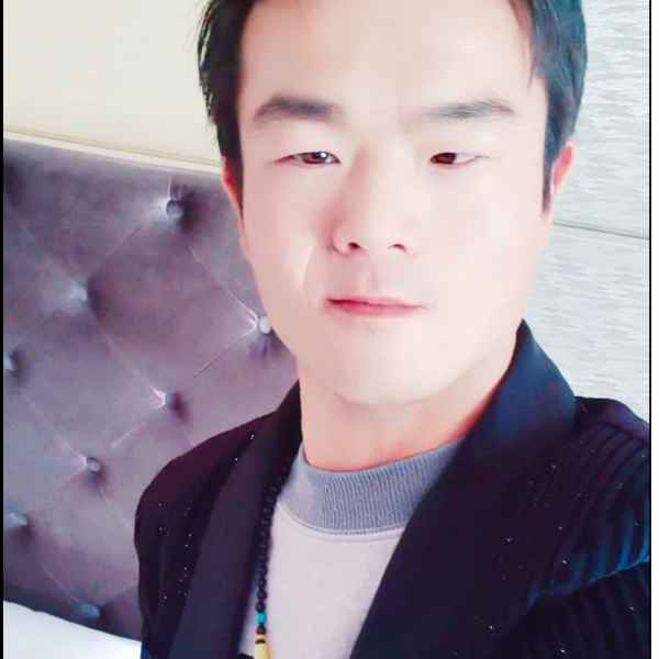 青海30岁单身帅哥真诚找对象-青海征婚相亲网
