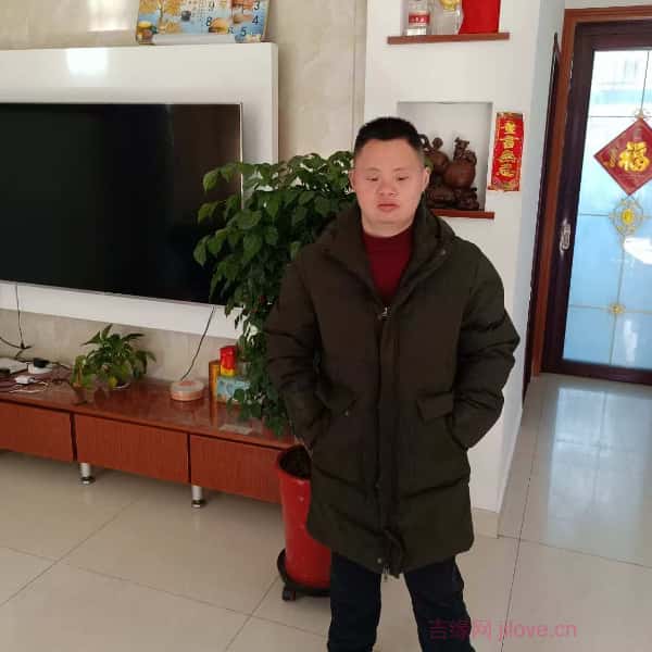 江苏28岁单身帅哥真诚找对象-青海征婚相亲网