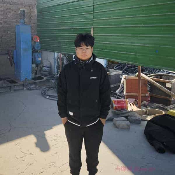 河北31岁单身帅哥真诚找对象-青海征婚相亲网