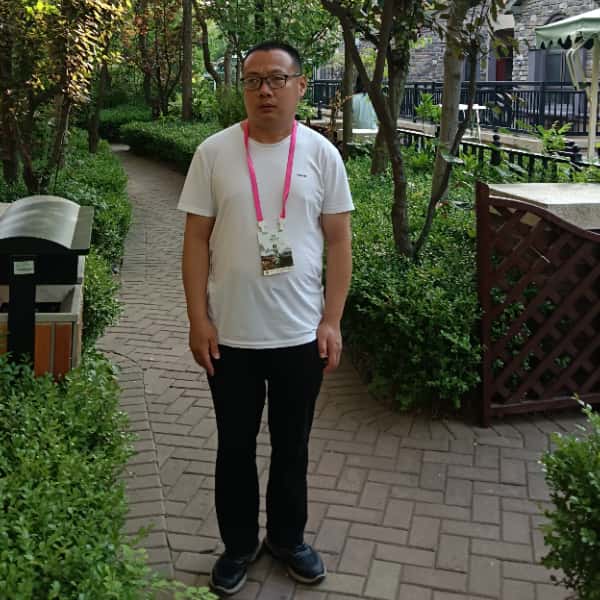 山东40岁单身帅哥真诚找对象-青海征婚相亲网