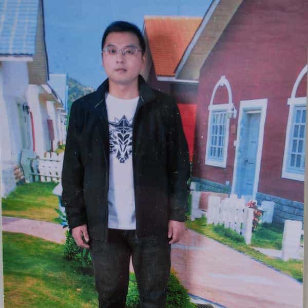 四川35岁单身帅哥真诚找对象-青海征婚相亲网