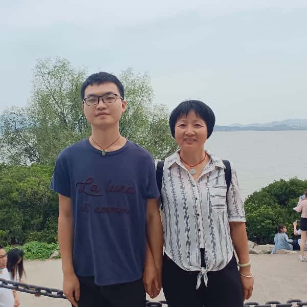 广东残疾人帅哥真诚相亲找对象，青海征婚相亲网