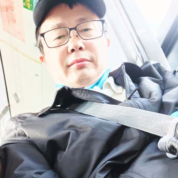 上海56岁单身帅哥真诚找对象-青海征婚相亲网