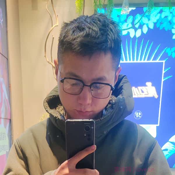 湖北25岁单身帅哥真诚找对象-青海征婚相亲网