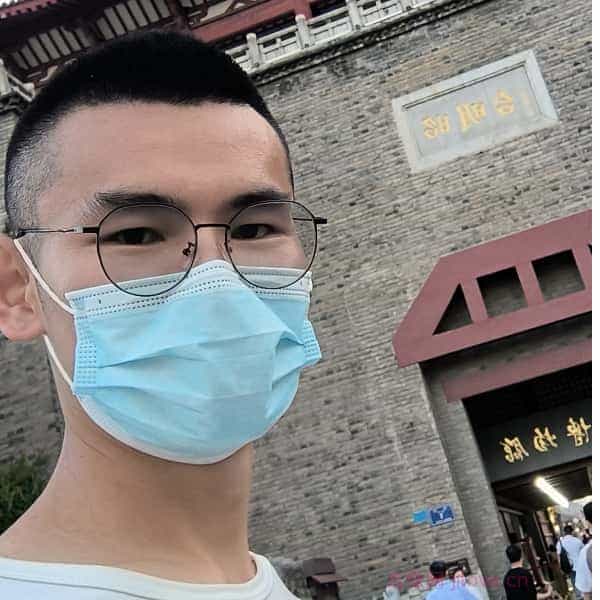 湖北29岁单身帅哥真诚找对象-青海征婚相亲网
