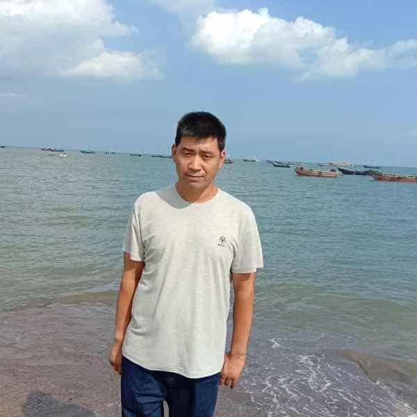 44岁岁辽宁单身帅哥 - 青海吉缘网