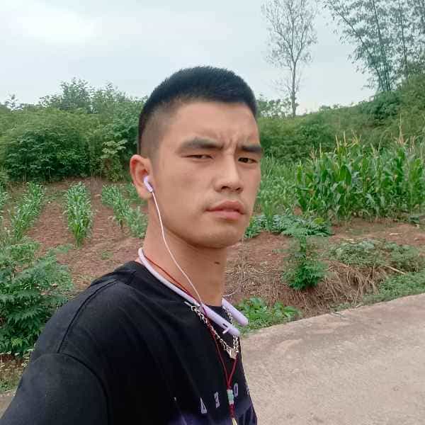 35岁岁四川单身帅哥 - 青海吉缘网