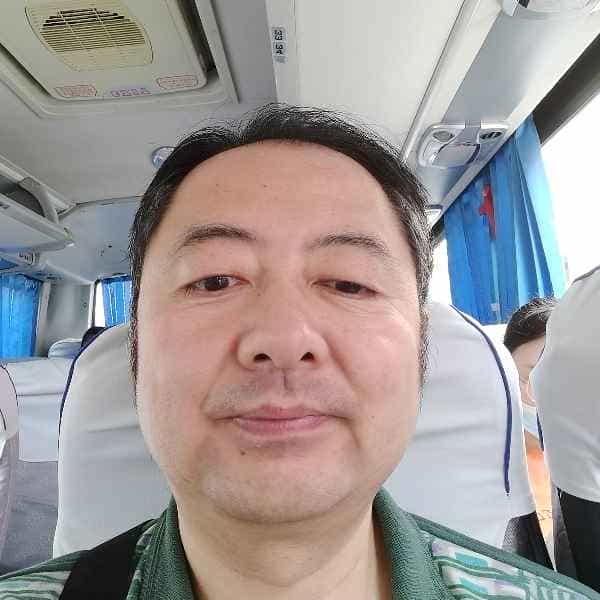 52岁岁辽宁单身帅哥 - 青海吉缘网