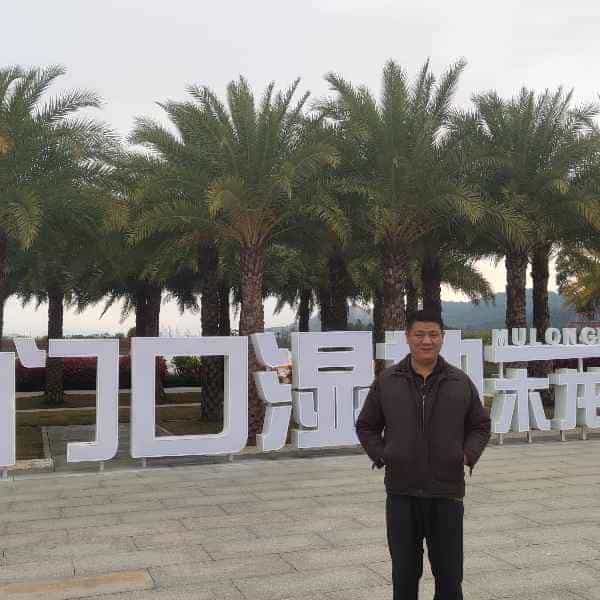 40岁岁广东单身帅哥 - 青海吉缘网