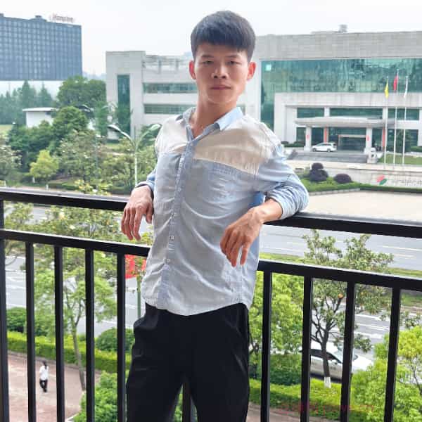 29岁岁湖南单身帅哥 - 青海吉缘网